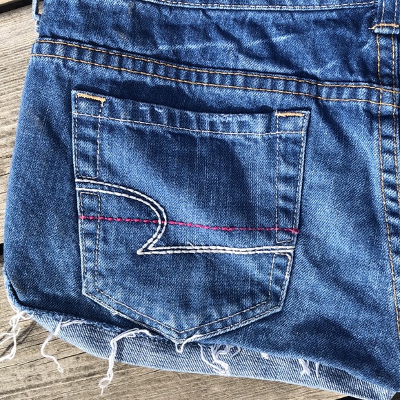 American Eagle Denim Shorts - Picture 3 of 7